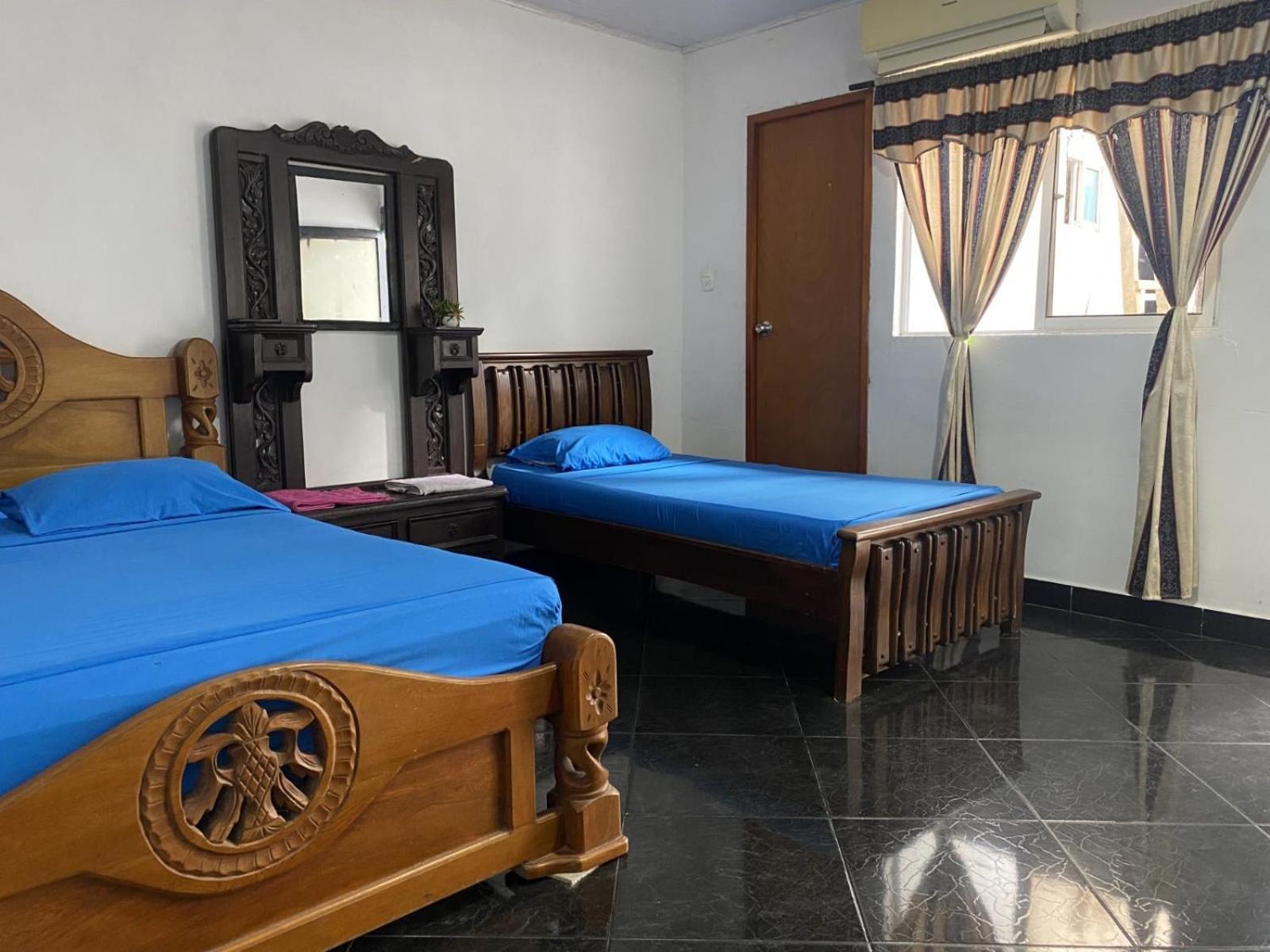 Guest house Casa Del Prado 3*